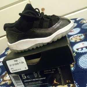 Jordan 11 Retro Low