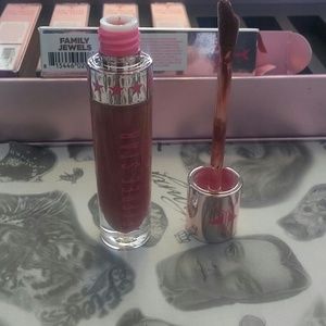 5 Jeffree Star Summer Chrome collection.