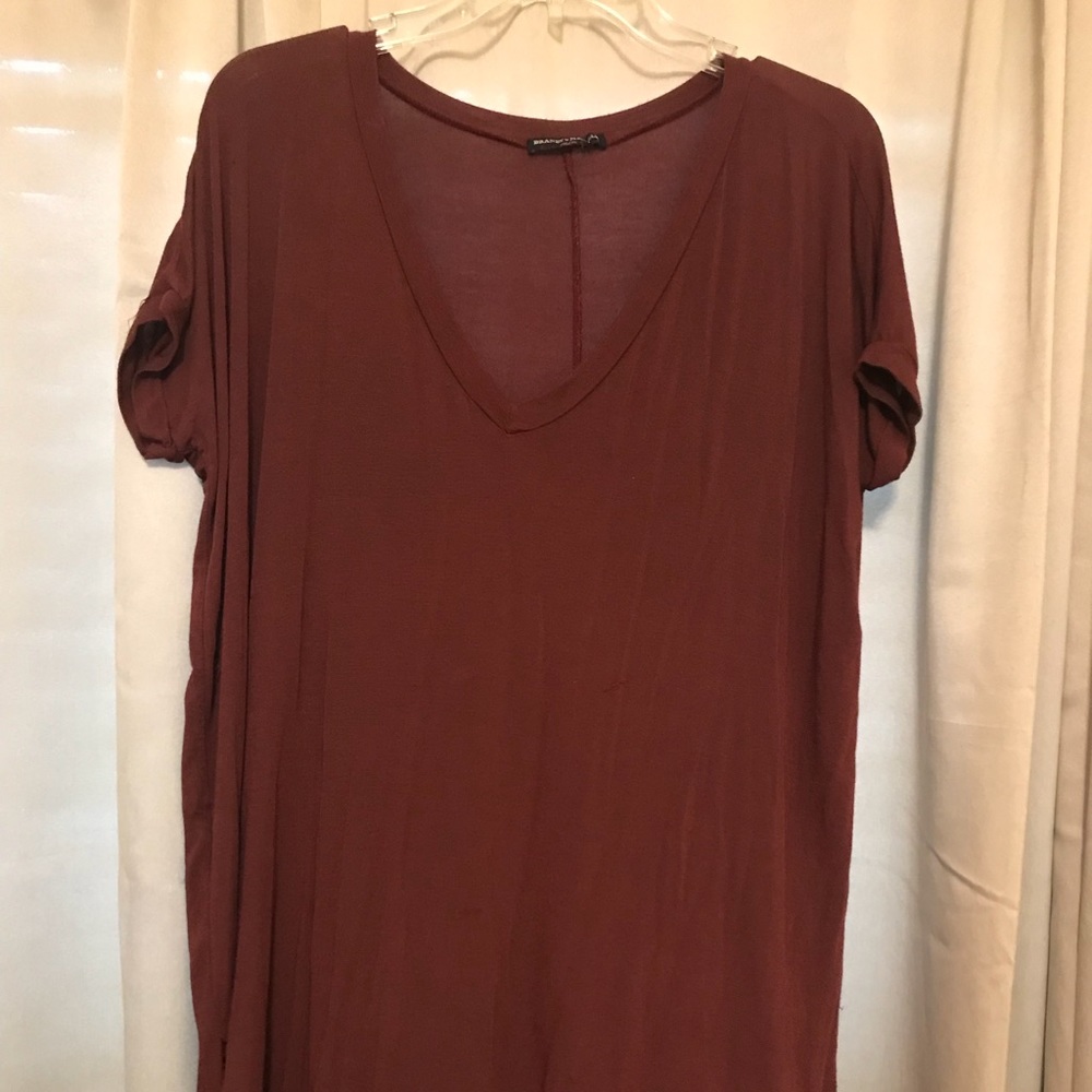 Brandy Melville v neck T-shirt