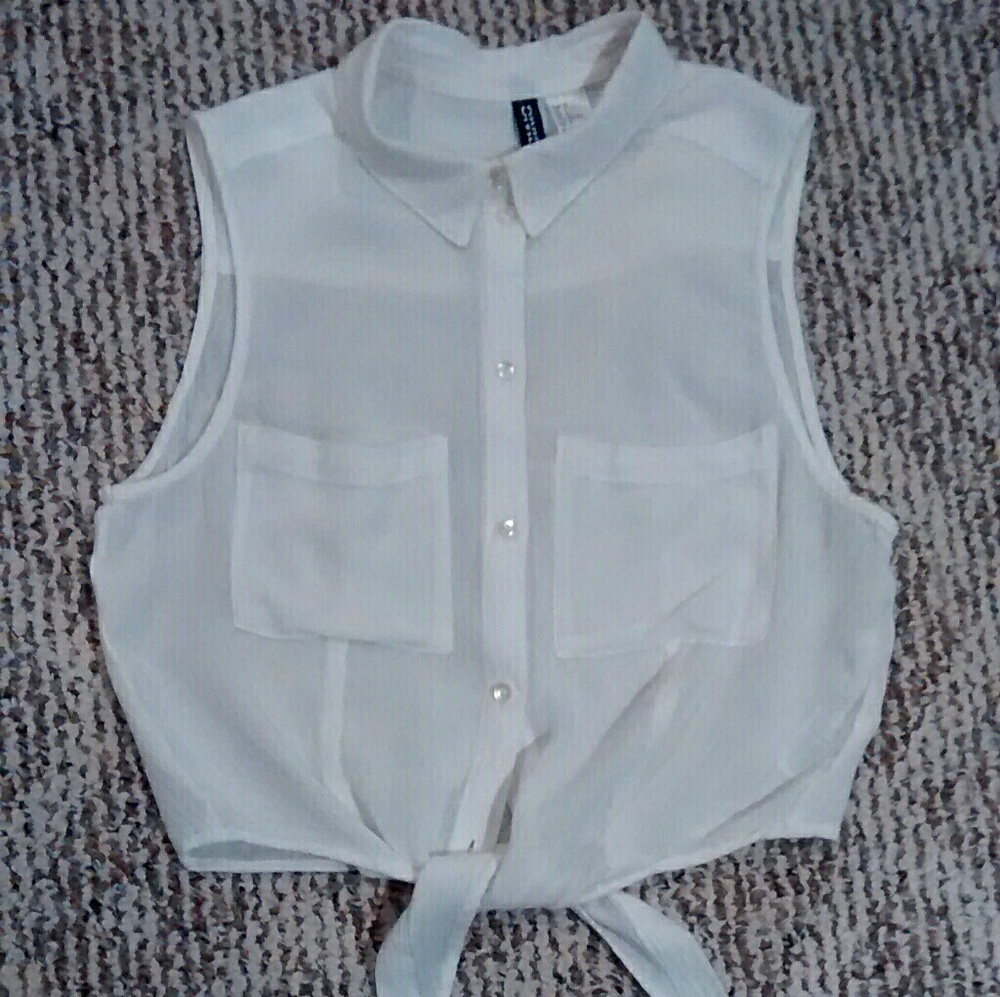 Sleeveless Tie Waist Shirt