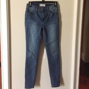Free People Skinny jeans