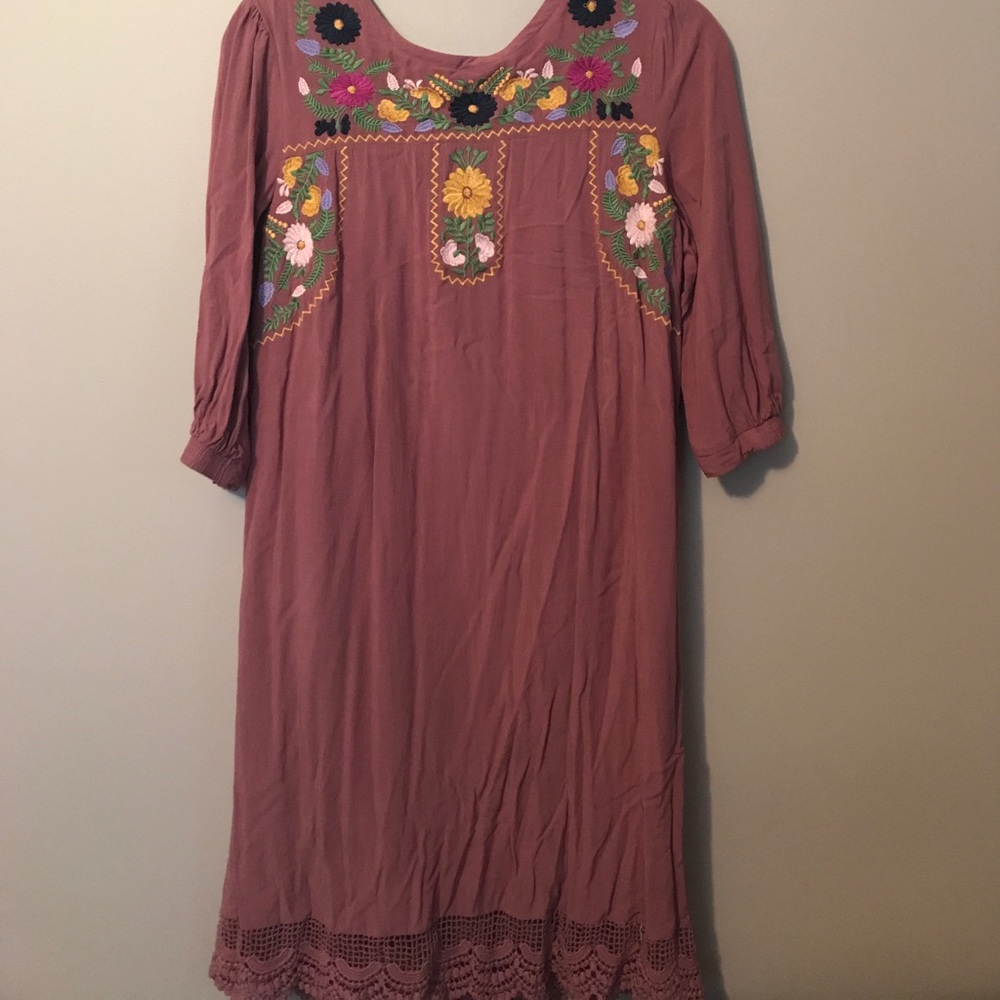 Boutique mauve embroidered dress