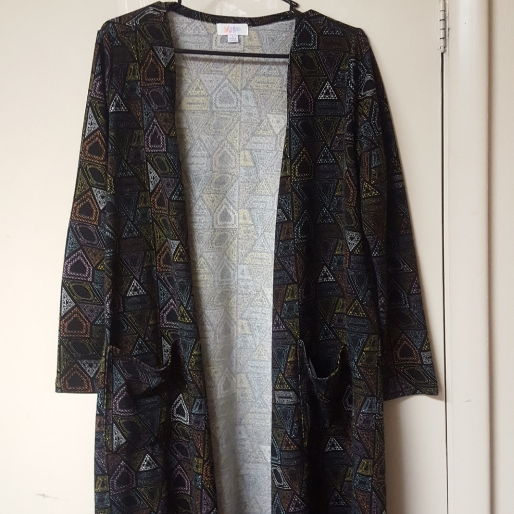 LulaRoe Sarah Rare Black Background