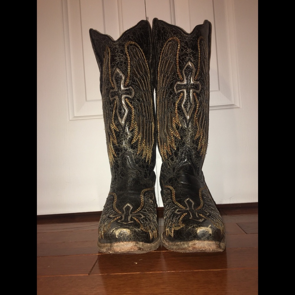 Corral boots