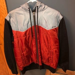 Swishy body and heathered sleeves