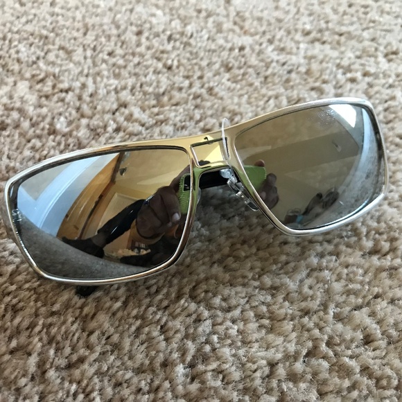 FosterGrant Men Sunglasses Swagger Gun MaxBlock😎 - Picture 2 of 8