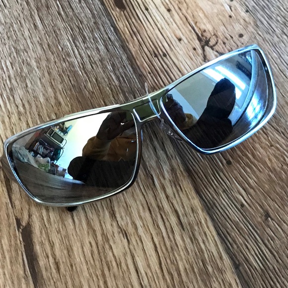 Foster Grant Other - FosterGrant Men Sunglasses Swagger Gun MaxBlock😎