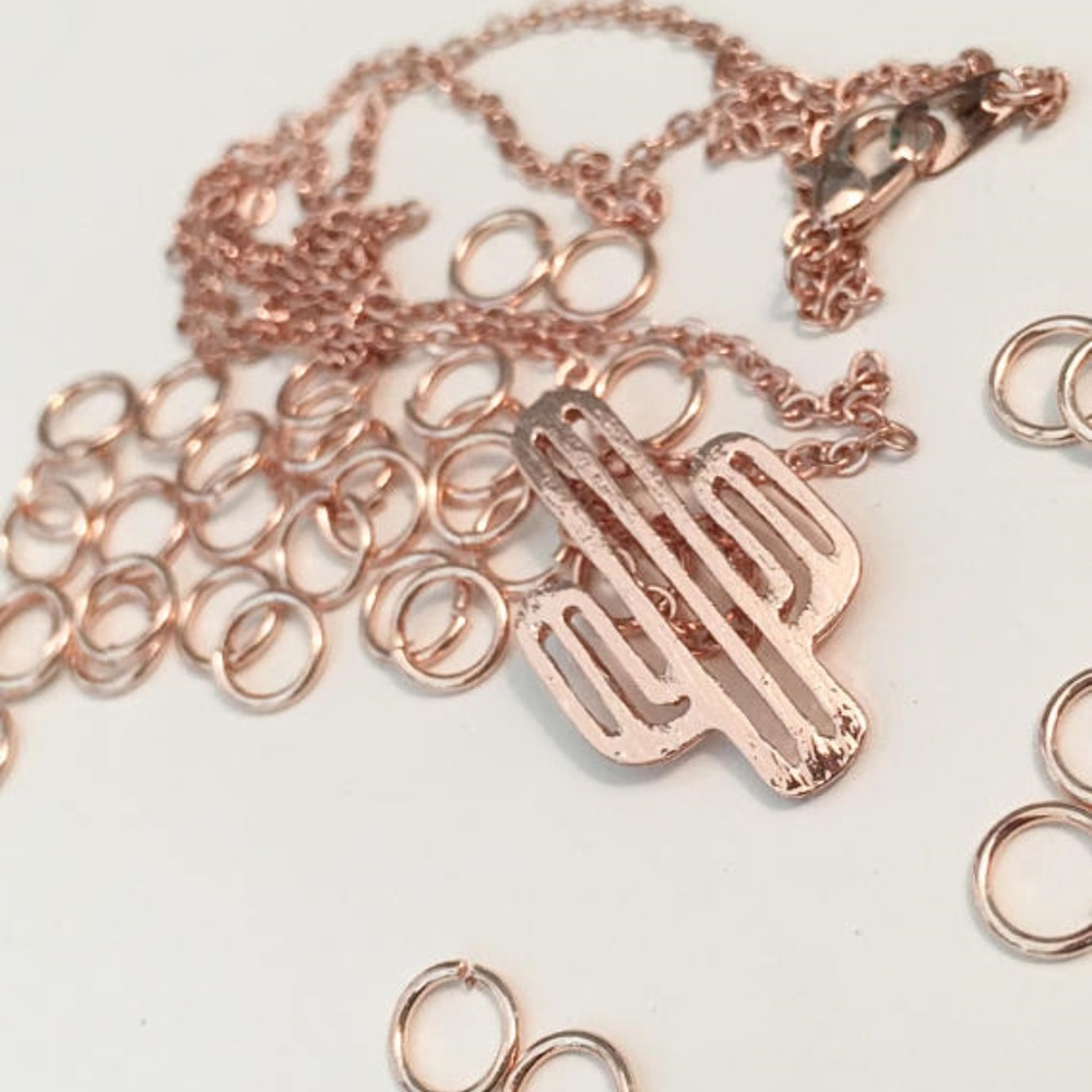 ✨HP✨ CactusNecklace Succulents Desert 3 Colors