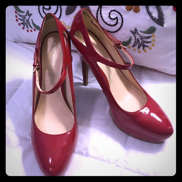 Nine West Shoes - Red patent pumps by Nine West