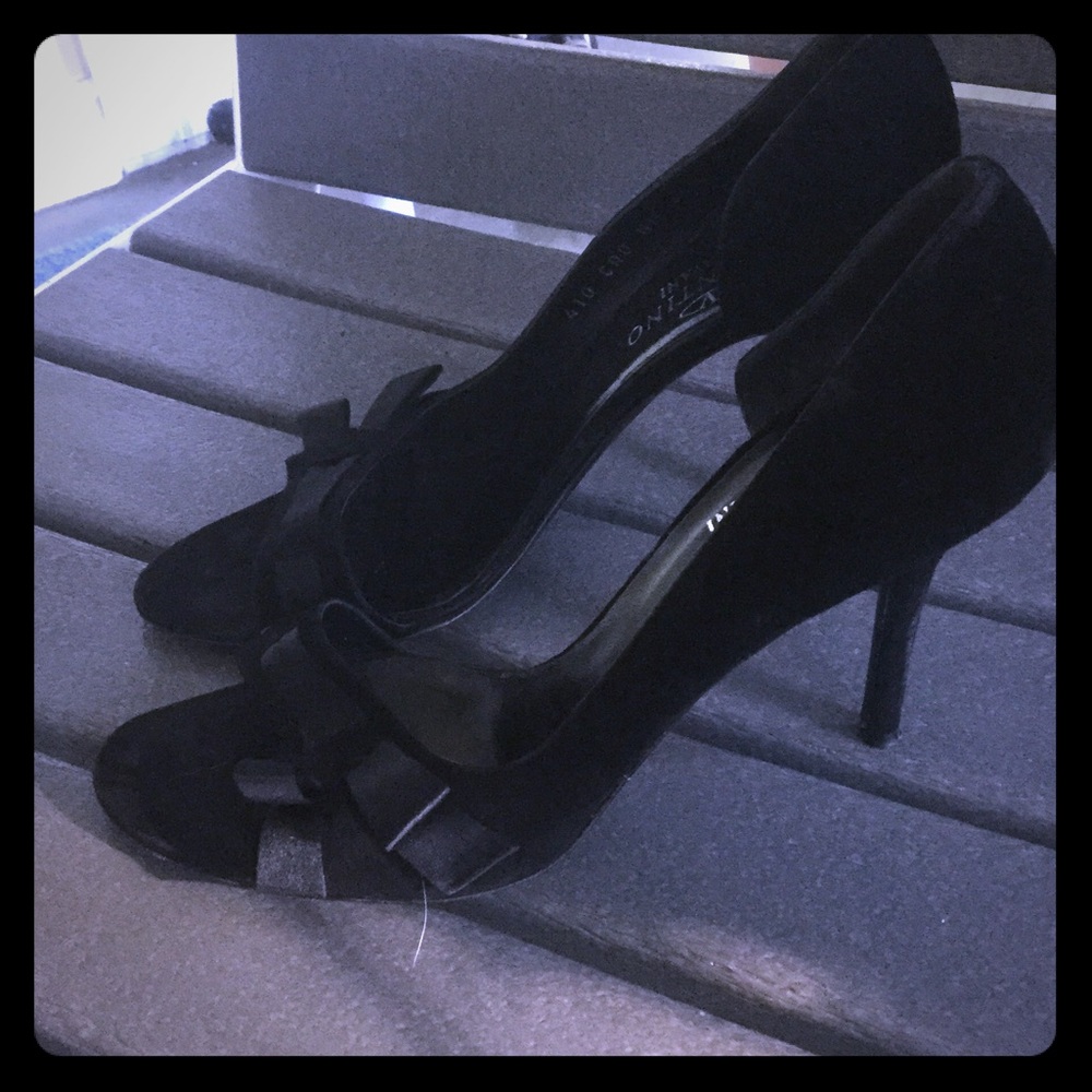 Valentino suede heels with a bow