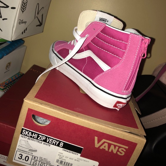 SOLD SOLD  NOT AVAILABLE VANS KIDS ✨✨BRAND NEW✨✨ - Picture 4 of 4