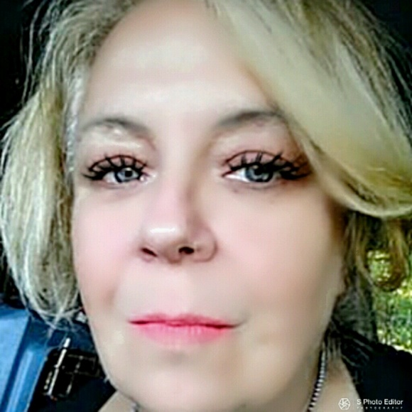 Meet your Posher, Rita - Picture 1 of 1