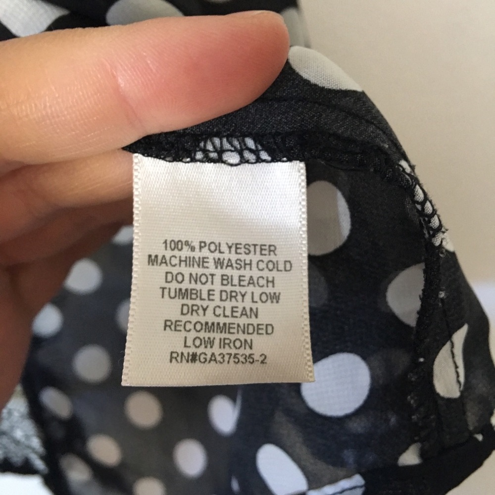 🚫DONATING🚫 Monteau Polka Dot Lace Shell - Picture 6 of 6