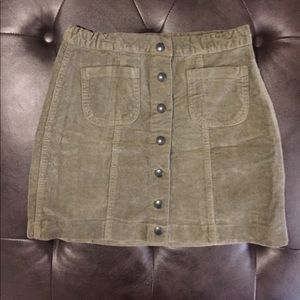Green/olive corduroy skirt.