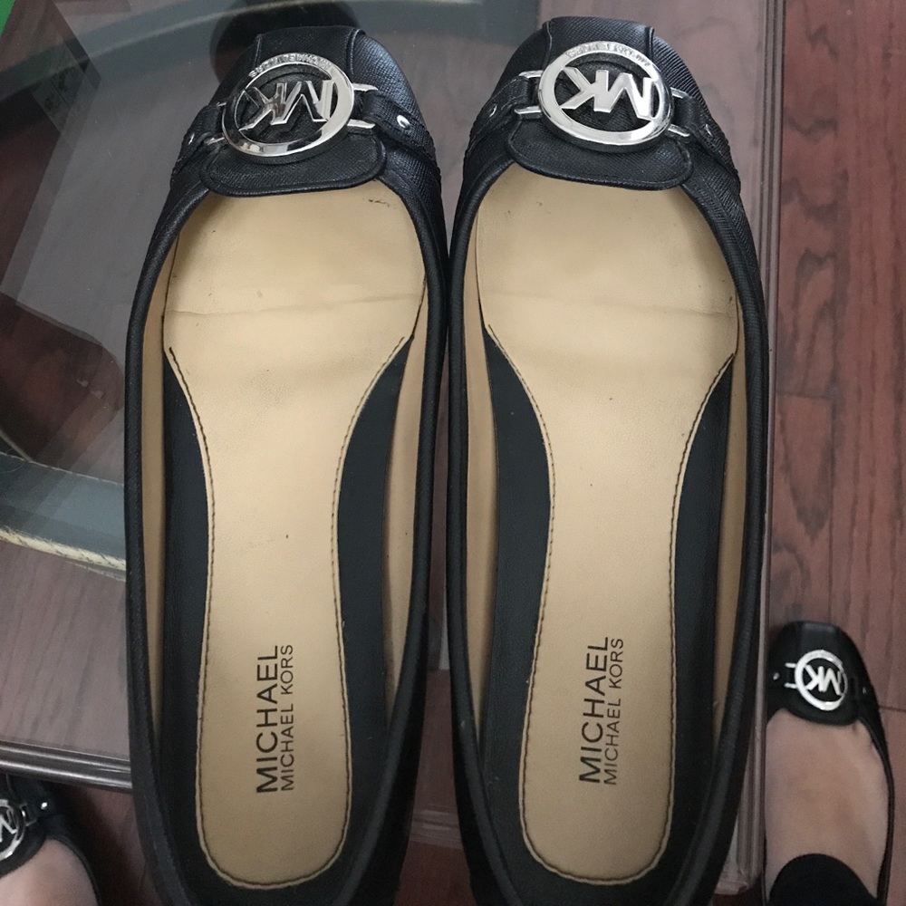 Michael Kors flats