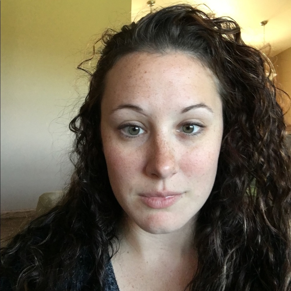 Meet your Posher, Meaghan