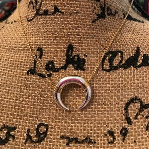 💥 STELLA + DOT LUNA PENDANT NECKLACE 💥