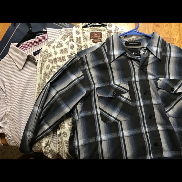 LOT of 3 Men’s Casual Button Ups - Picture 1 of 2