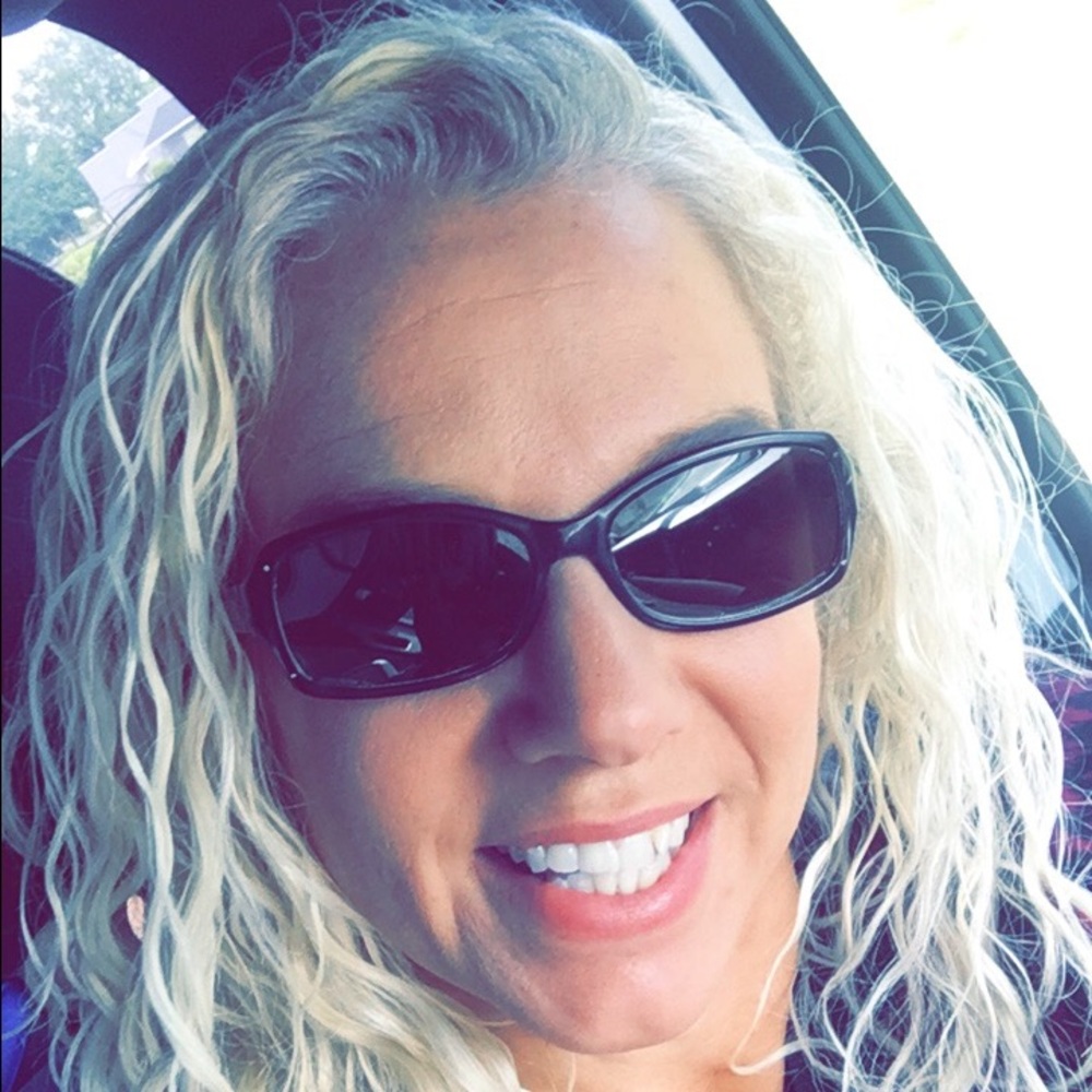 Meet your Posher, Dacia