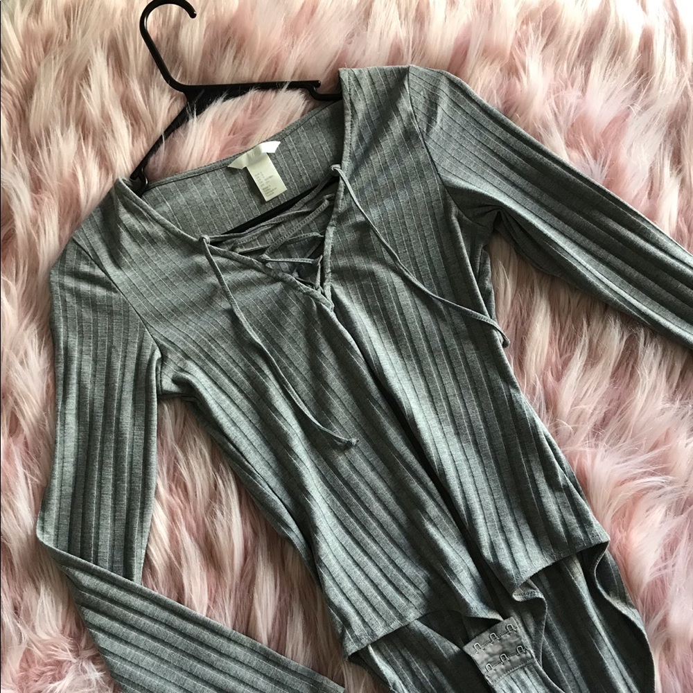 GREY LACE UP BODYSUIT | SMALL