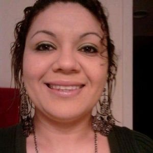 Meet your Posher, Karina