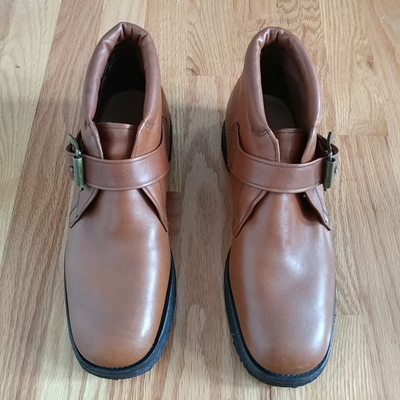 Allen Edmonds \
