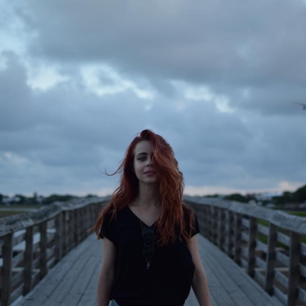 Meet your Posher, Em