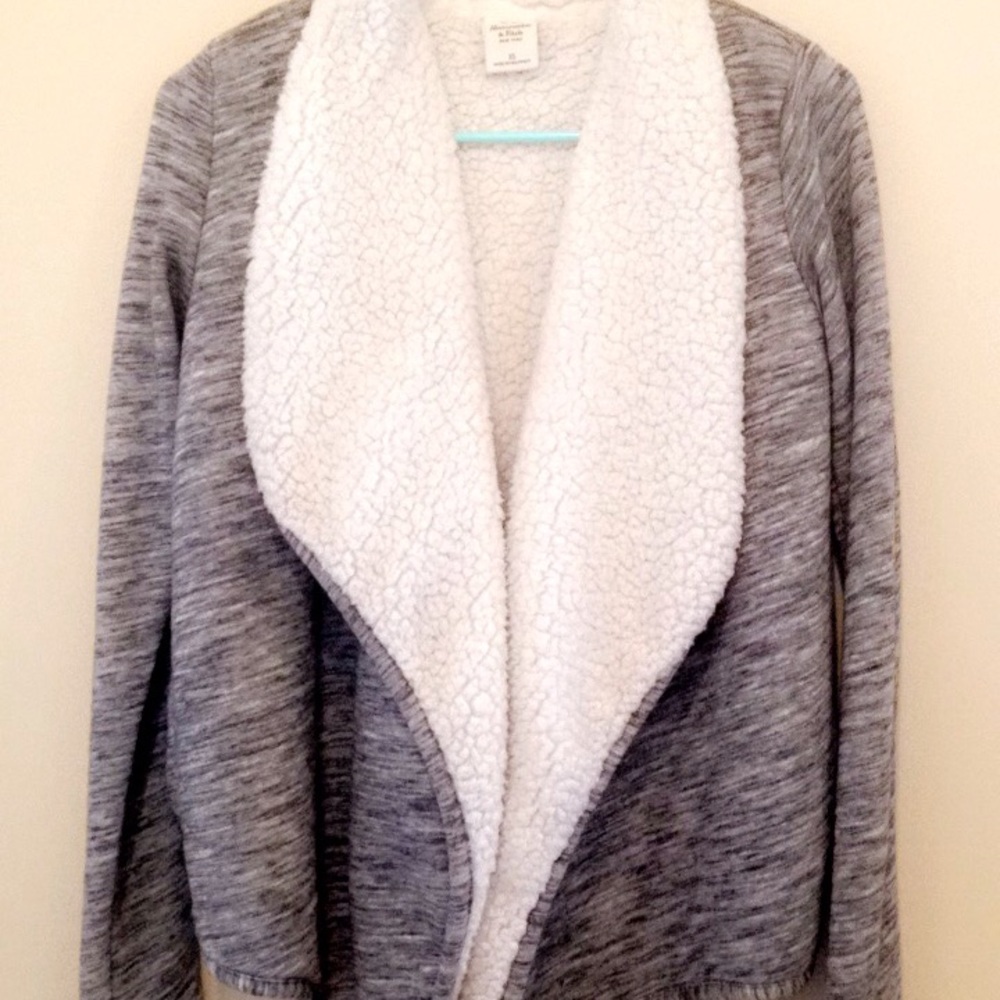 Abercrombie and Fitch Soft Gray Comfy Sweater