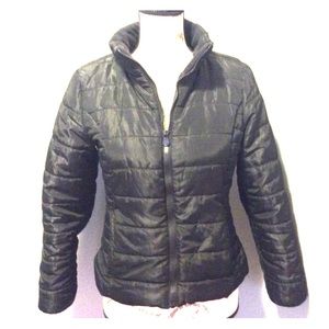Light weight puffer coat