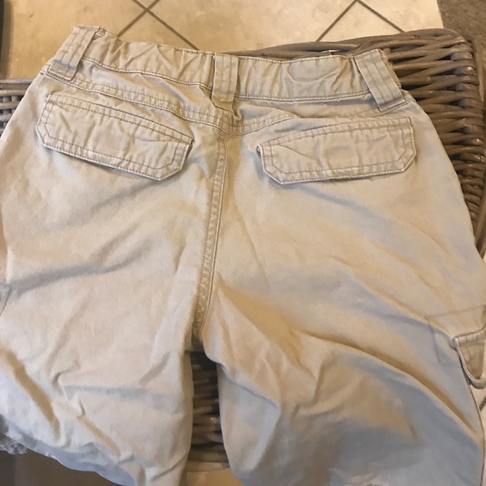 Shorts - Picture 4 of 4