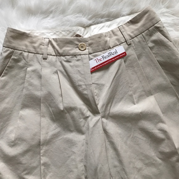 Moschino Pleated Shorts - Picture 2 of 5