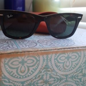 Ray-Ban Wayfarer Tortoise