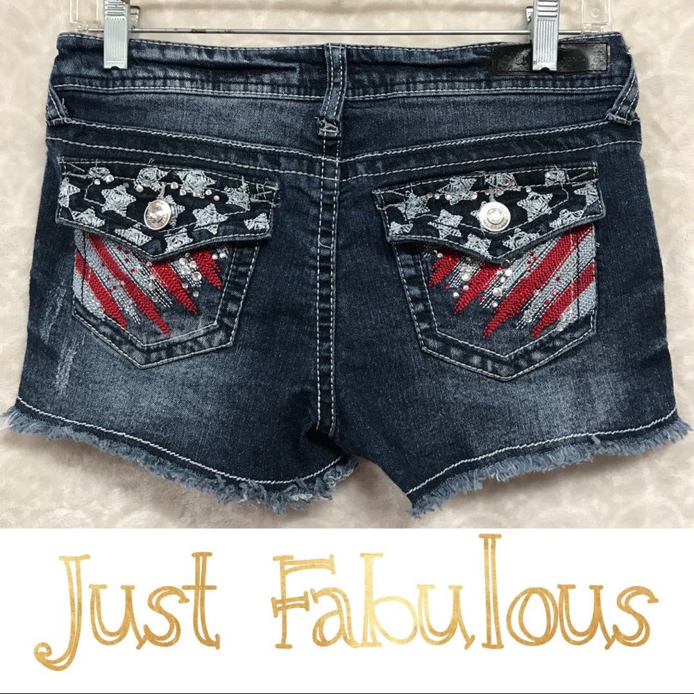 Wallflower Embellished Distressed Jean Shorts sz 5