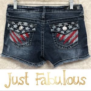 Wallflower Embellished Distressed Jean Shorts sz 5