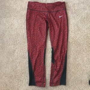 Nike dri-fit crop pants, Size Medium