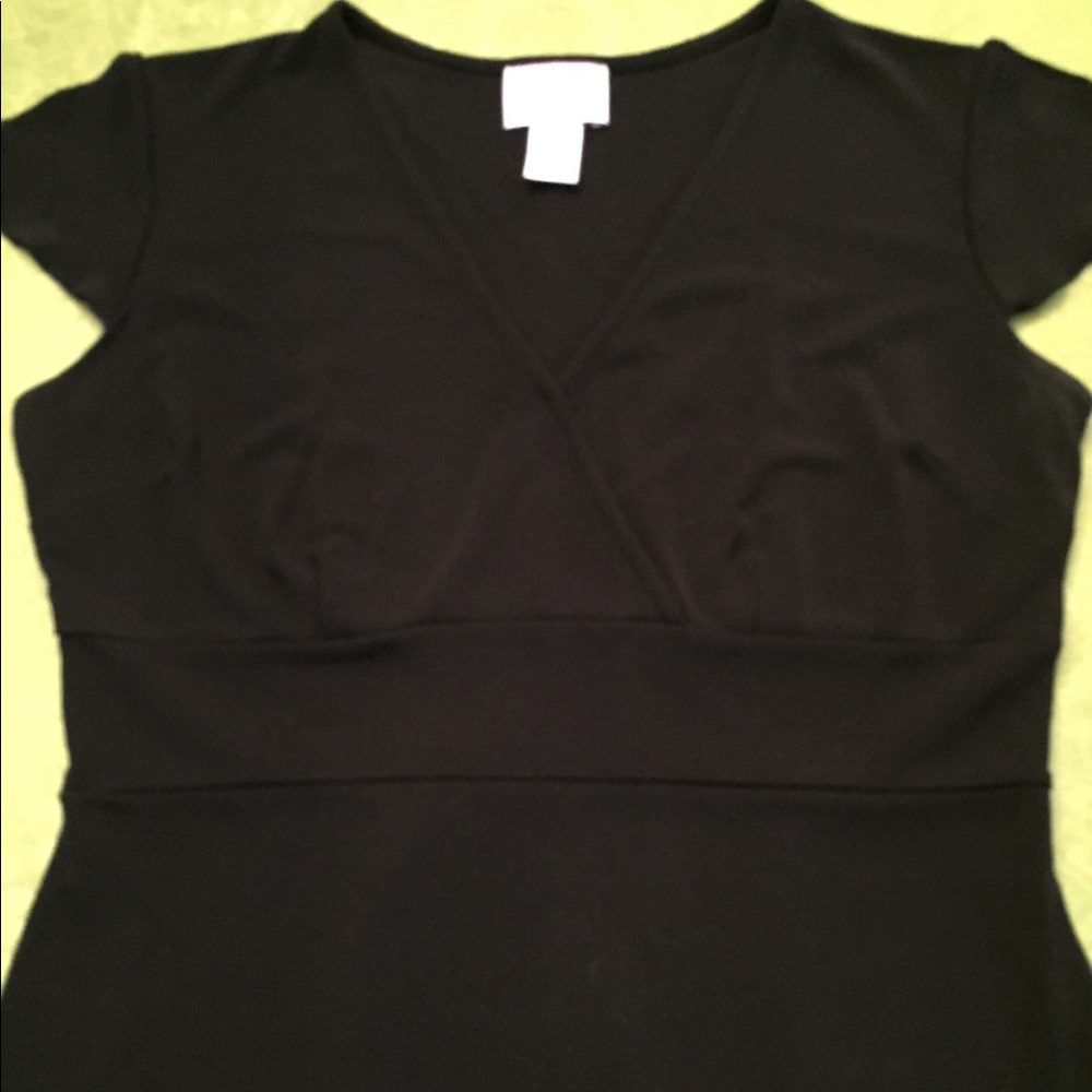 Ann Taylor loft cute black top