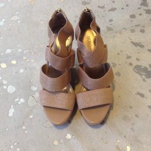 LIKE NEW BCBG Wedges
