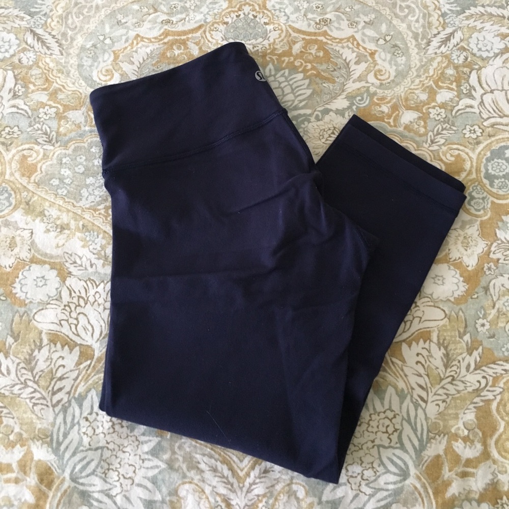 Lululemon Wonder Under Crop