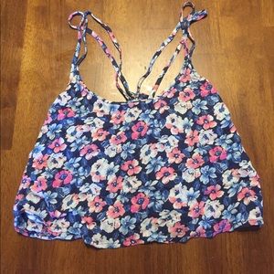 Holloster floral crop top
