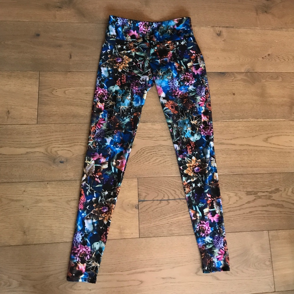 Onzie Desert Flower Long Workout Leggings
