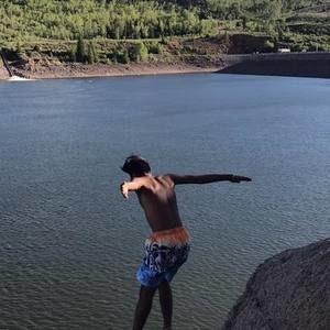 Meet your Posher, Hamza