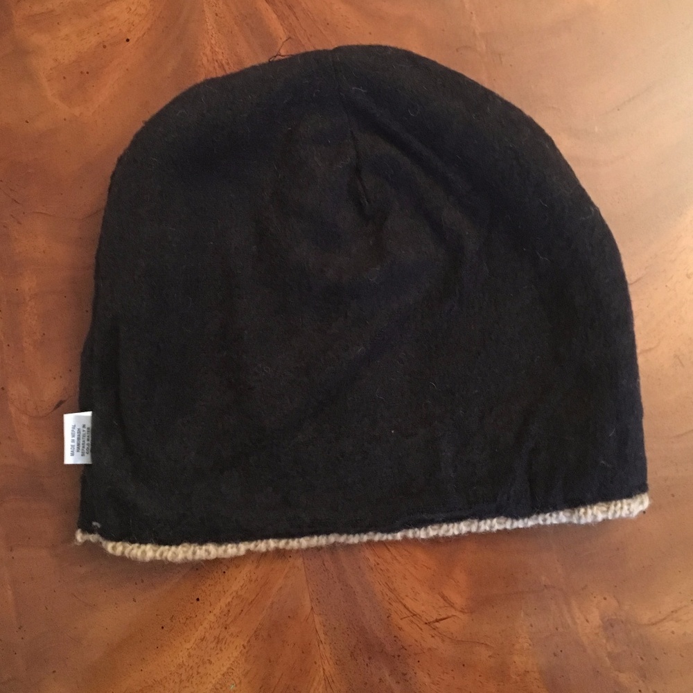 Wool Cap - Picture 3 of 6
