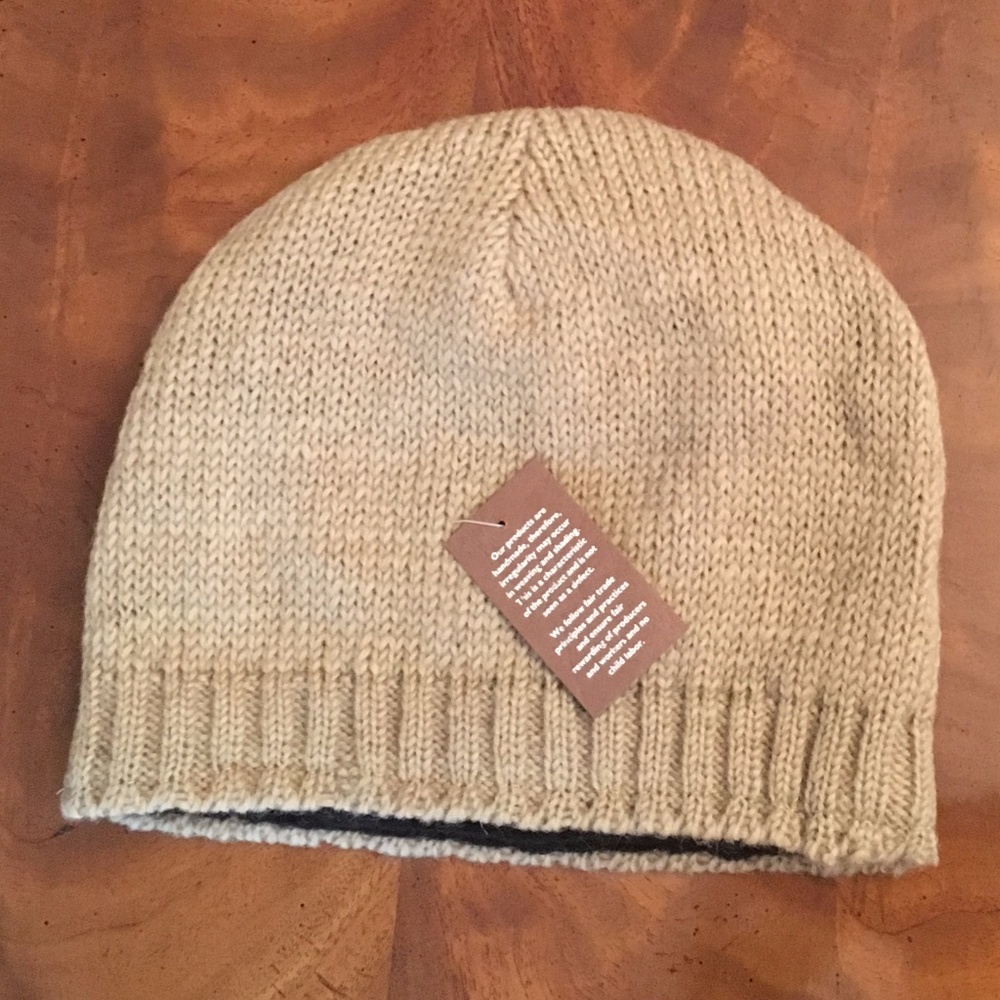 Wool Cap - Picture 2 of 6