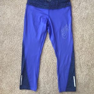 Nike Dri-fit crop pants, size medium