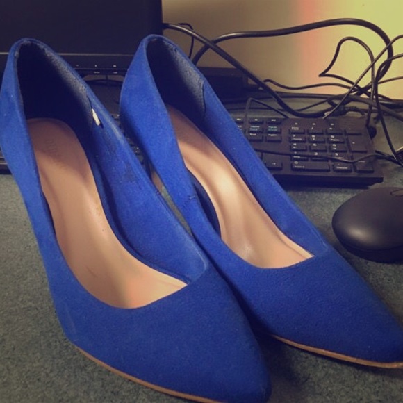 navy blue heels size 8