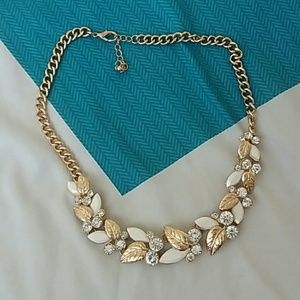 Statement necklace