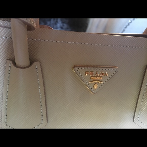 Prada bag only used twice!! - Picture 2 of 7