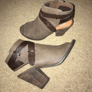 Dolce Vita open toed booties