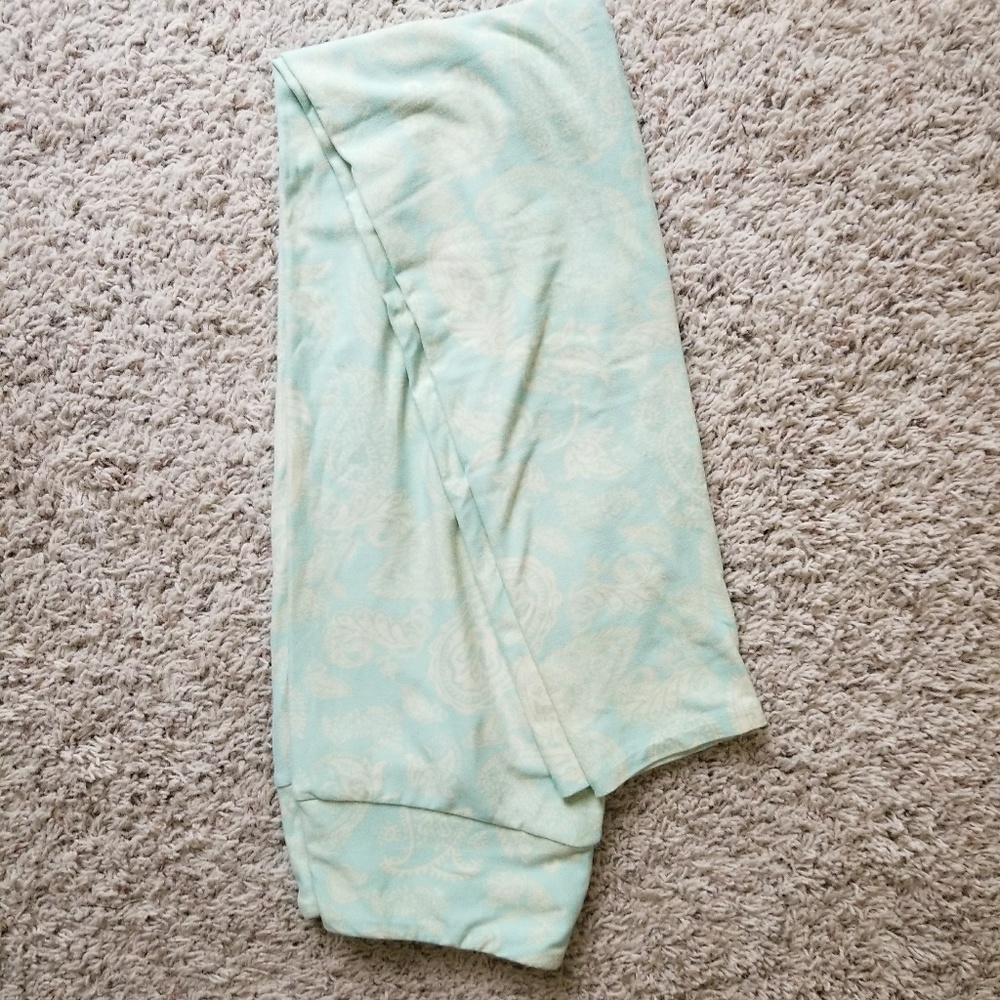 EUC Mint paisley OS leggings