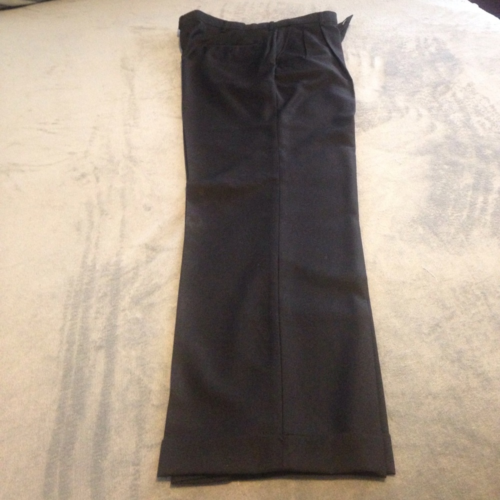 Men's Haggar dress pants 34 x 32 just dry cleaned